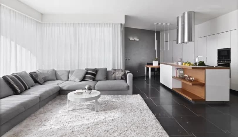 Mieszkanie rozkładowe: co to znaczy? Poznaj zalety i wady!